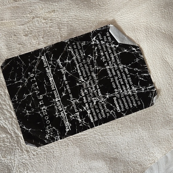 Mongolian Fur Rug - Picture 6 of 7